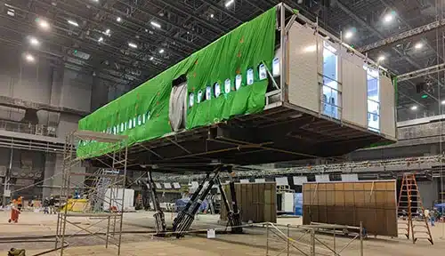 Large flight simulator case